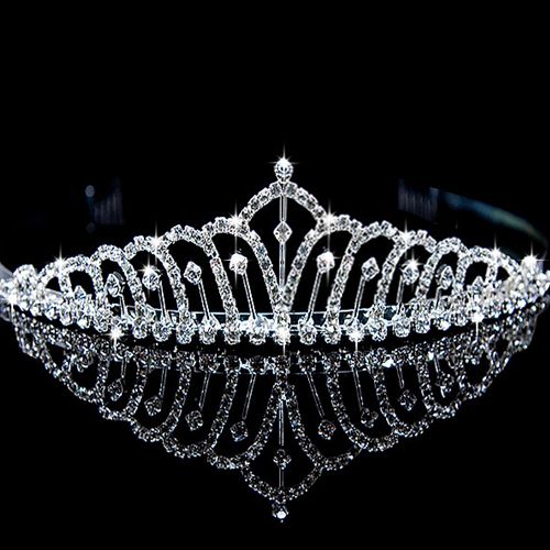 TIARAS E COROAS