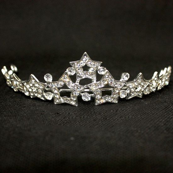 TIARAS E COROAS